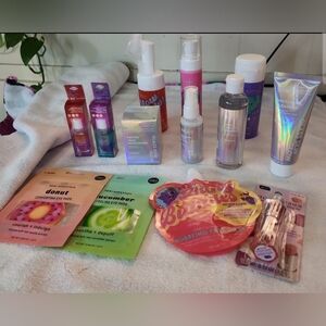 Assorted Women Bath & Body Skin Care